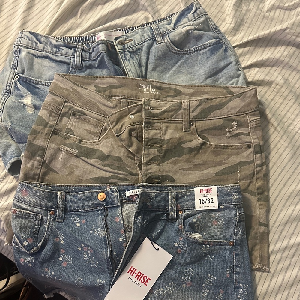 Women's Blue Floral Jeans